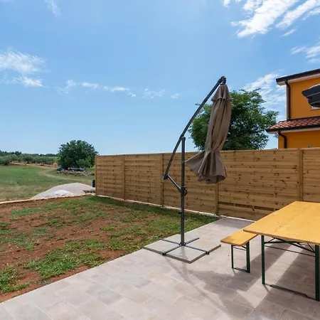 Lino Holiday home Dajla